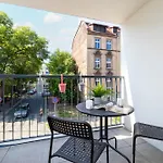 Nowoczesne Z Parkingiem Obok Centrum W Katowicach By Renters 公寓 卡托维兹