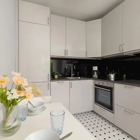 Apartman Nowoczesne Z Parkingiem Obok Centrum W Katowicach By Renters