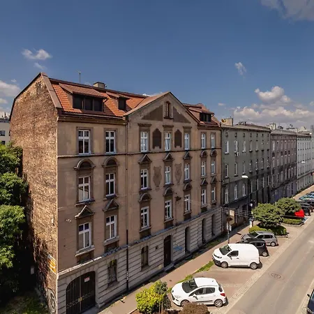 Apartment Nowoczesne Z Parkingiem Obok Centrum W Katowicach By Renters Katowice